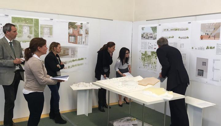 preisgerichtssitzung wettbewerb neubau hort oberlößnitz